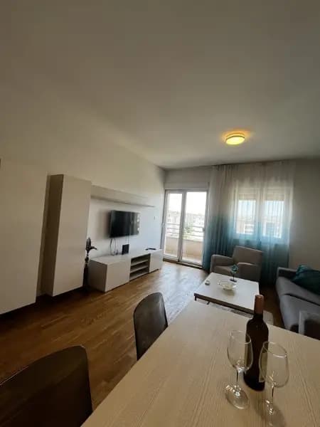 Verkauf, Einzimmerwohnung, 51m², City Kvart, Podgorica