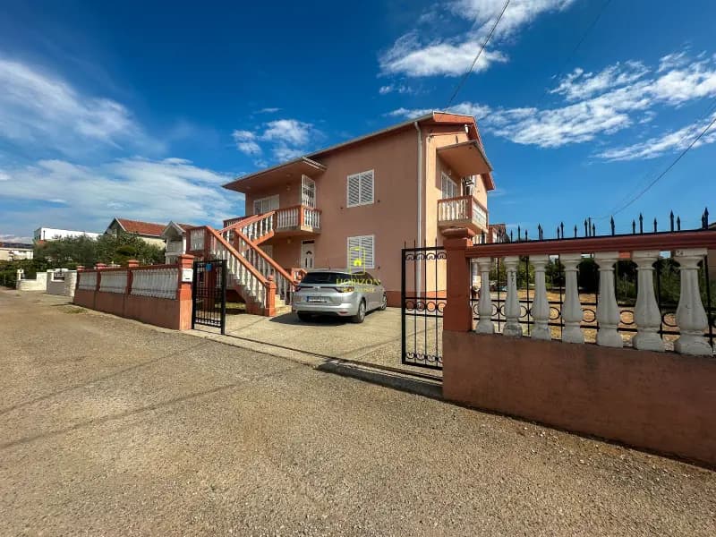 House 250m2, Dalmatinska Street