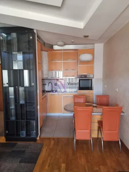 Оренда, двокімнатна квартира, 68м², Сіті Кварт, Подгориця