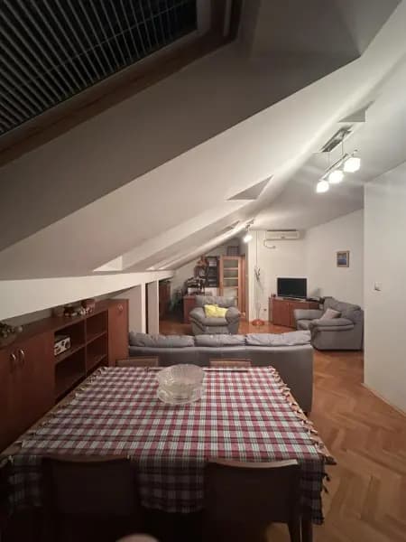Prodaja, jednosoban stan, 62m², Stari Aerodrom, Podgorica