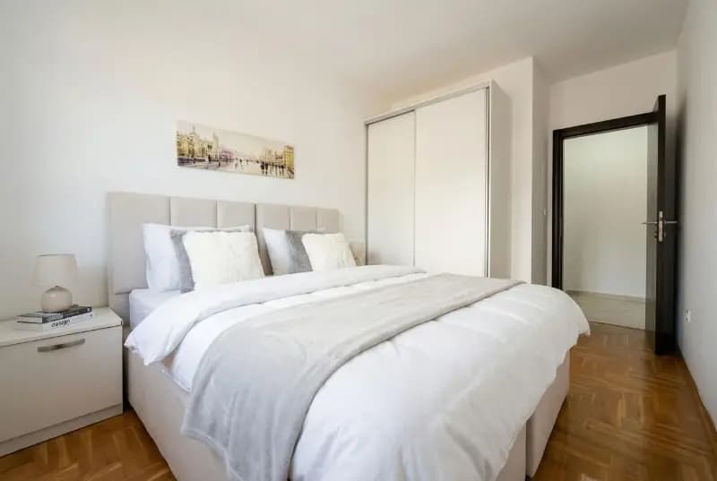 Apartment in Budva No. 2711