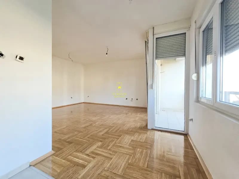 Продаж, двокімнатна квартира, Подгориця