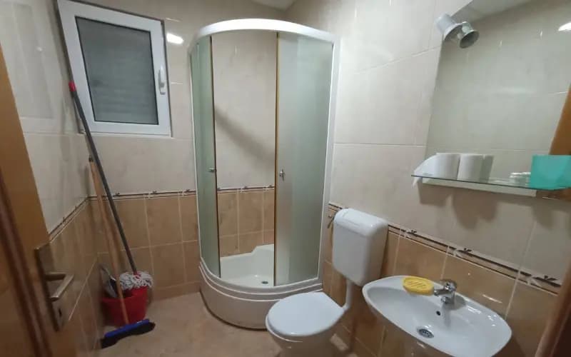 Izdavanje, garsonjera, 20m², Sutomore, Bar