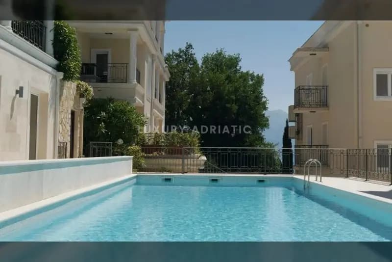 Đenovići'de lüks 2 odalı daire