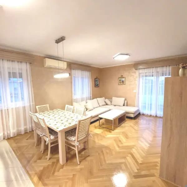 Оренда, двокімнатна квартира, 88м², City Kvart, Подгориця