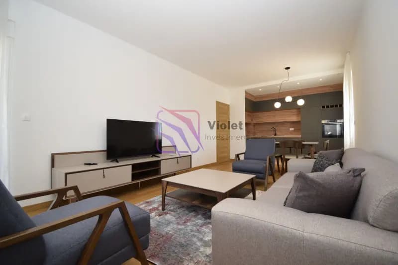 Izdavanje, dvosoban stan, 70m², New City, Podgorica