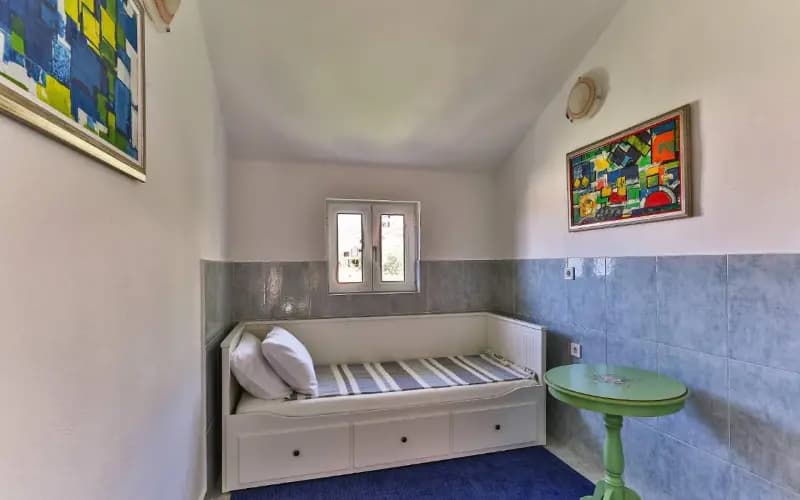 Prodaja, dvosoban stan, 100m², Sveti Stefan, Budva