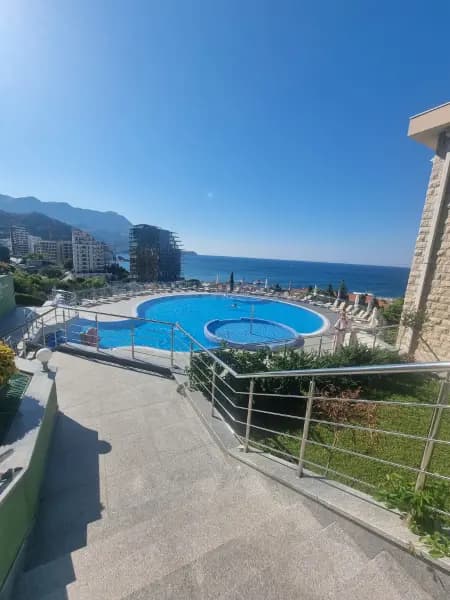 Deniz manzaralı 70 m2 stüdyo - Belveder rezidansı, Bečići