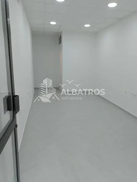 Office space for rent of 36m2 in Makedonsko Naselje, Bar