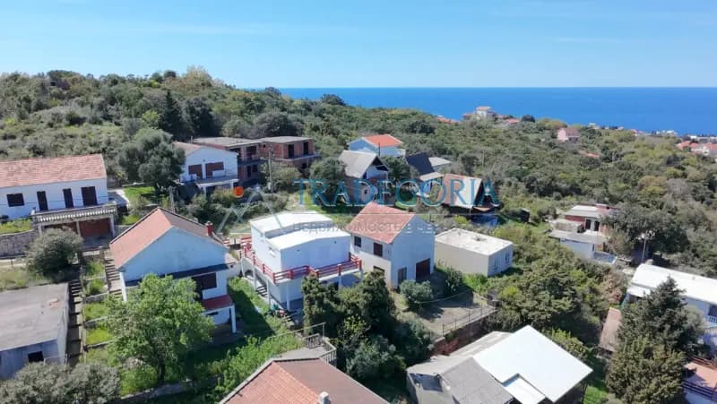 Kuća u Utehi sa panoramskim pogledom na more