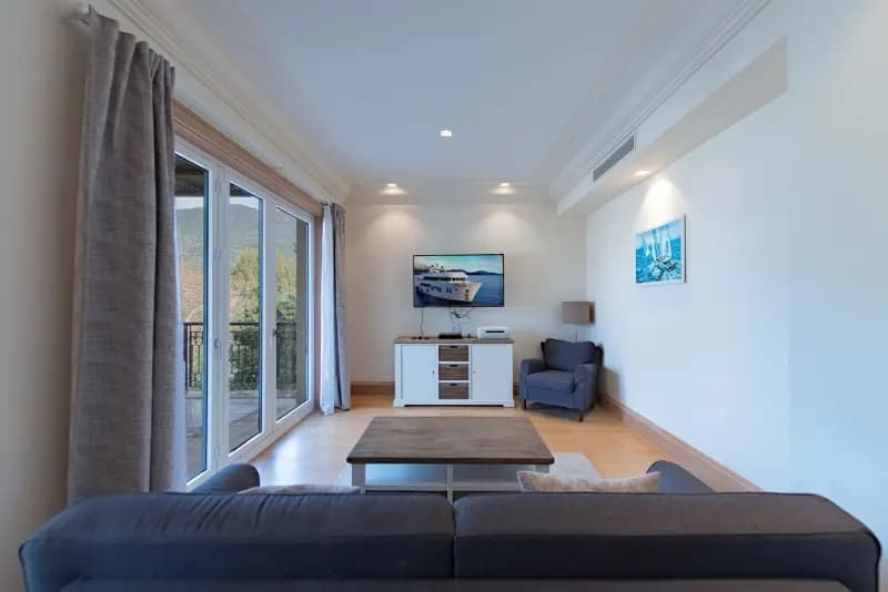 Apartment in Porto Montenegro No. 3025