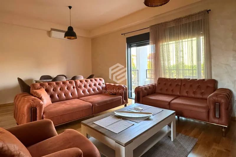 Two-bedroom apartment 76m2 + parking, Dalmatinska