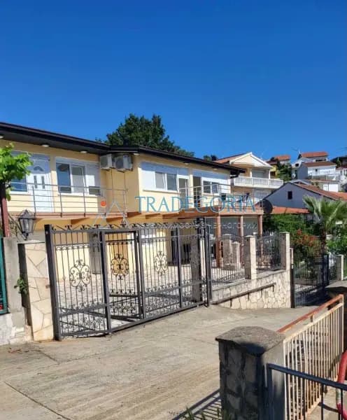 Mini-hotel na Utekhi nedaleko od plaže po povoljnoj ceni