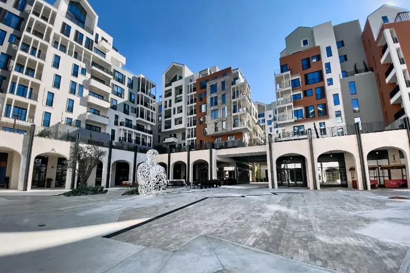Продаж, двокімнатна квартира, 102м², Тіват