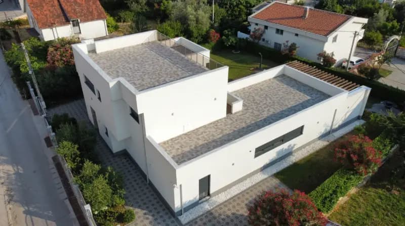 Prodaja, vila, 342m², Ilino, Bar