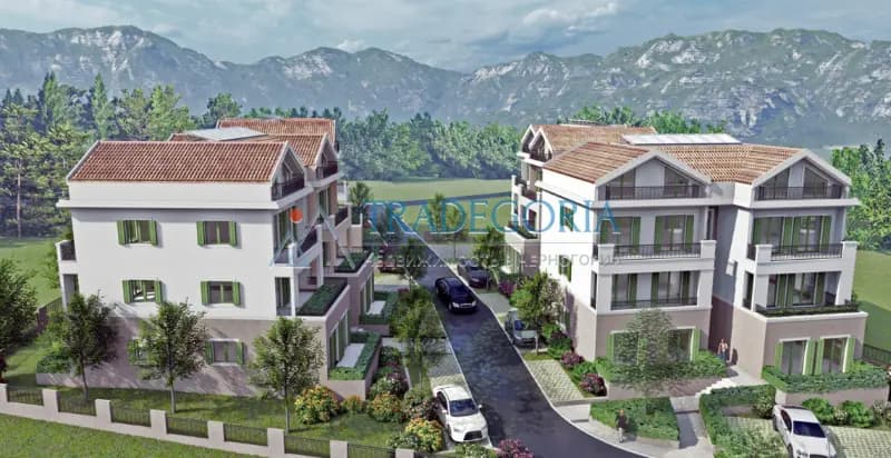 Mrčevac, Tivat bölgesinde, 2. katta, 2 ayrı yatak odalı yeni daire.