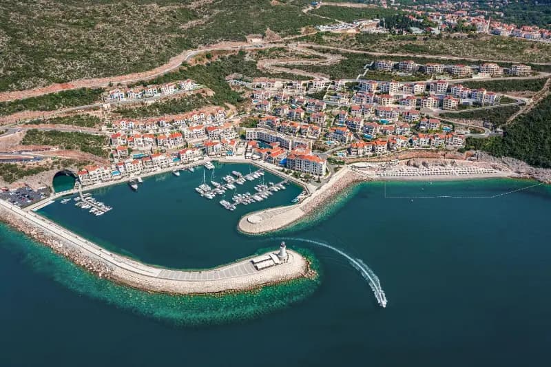 Rental, house, 370m², Luštica Bay, Tivat