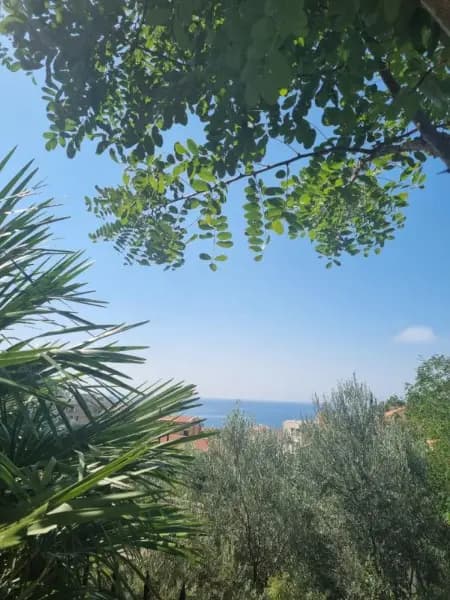 Prodaja, trosoban stan, 90m², Petrovac, Budva