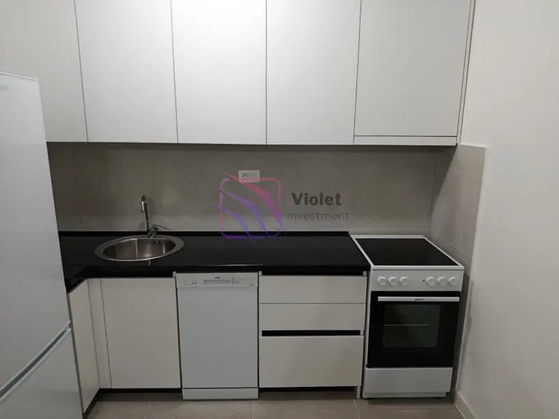 Оренда, однокімнатна квартира, 42м², Старий Аеродром, Подгориця
