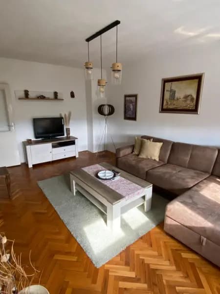 Оренда, двокімнатна квартира, 80м², Заб'єло, Подгориця
