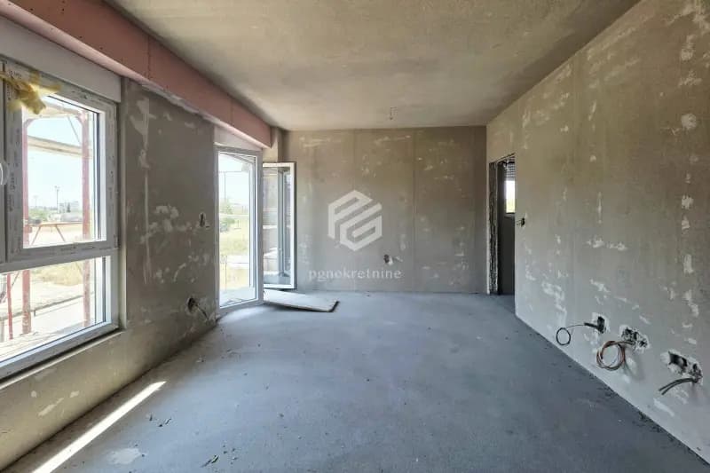 Dvosoban stan 65m2, Stari aerodrom – Podgorica