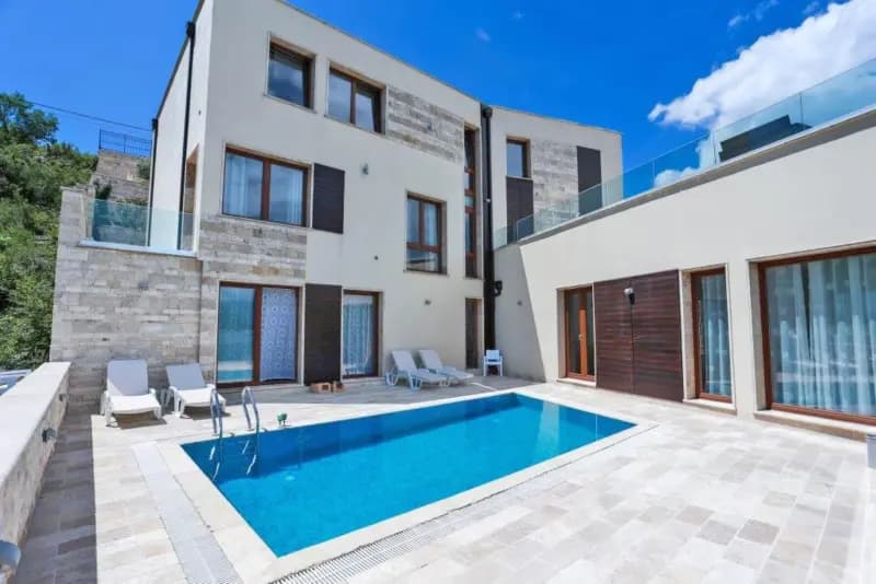 Vila u Krašićima br. 232