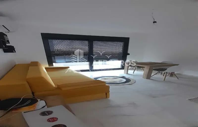 Modern Studio Apartment, 30m2, Celuga, Bar