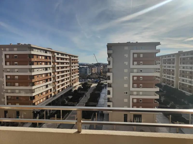 Оренда, однокімнатна квартира, 50м², Central Point, Подгориця