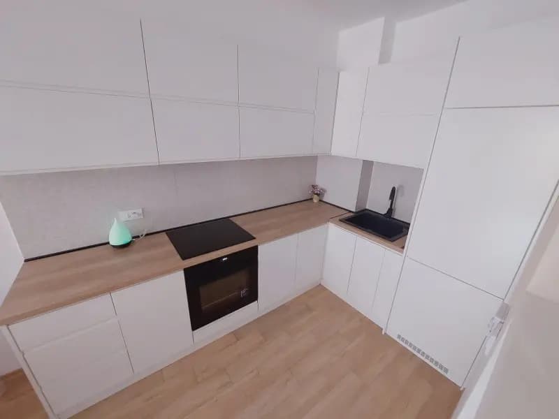 Prodaja, garsonjera, 67m², Budva