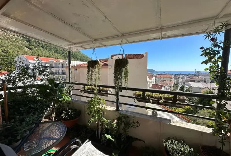 Продаж, двокімнатна квартира, 54м², Лазі, Будва