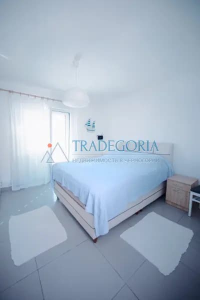 Satılık hazır ticari alan, Krimovica'da havuzlu apart-otel villa.