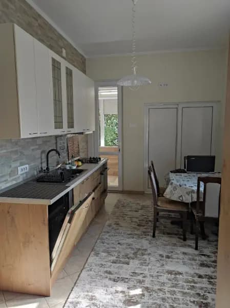 Оренда, двокімнатна квартира, 96м², Подгориця