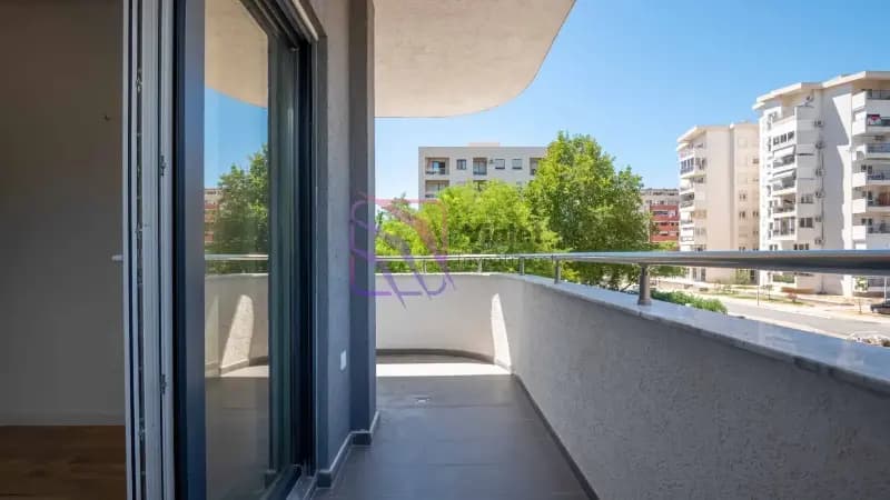Продаж, двокімнатна квартира, 65м², Бар