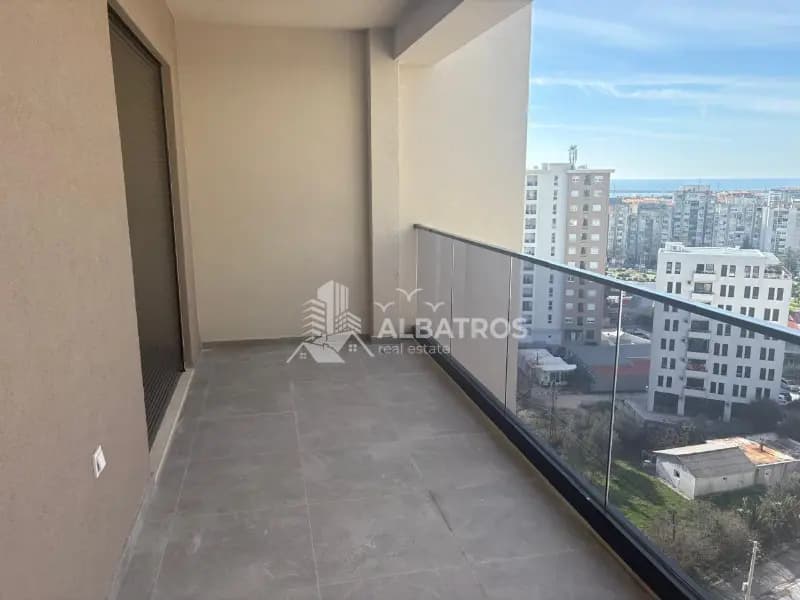 Three-bedroom apartment of 125m² for sale in the center of Bar