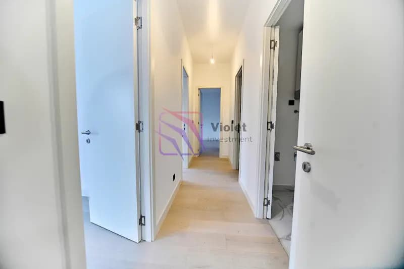Prodaja, dvosoban stan, 96m², Krivi Most, Podgorica
