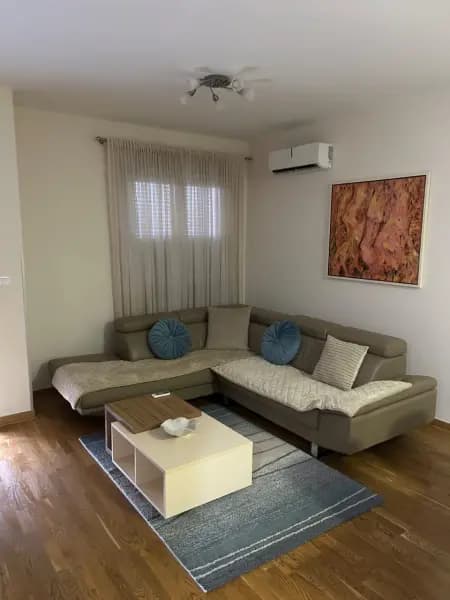 Оренда, двокімнатна квартира, 64м², Сіті Кварт, Подгориця