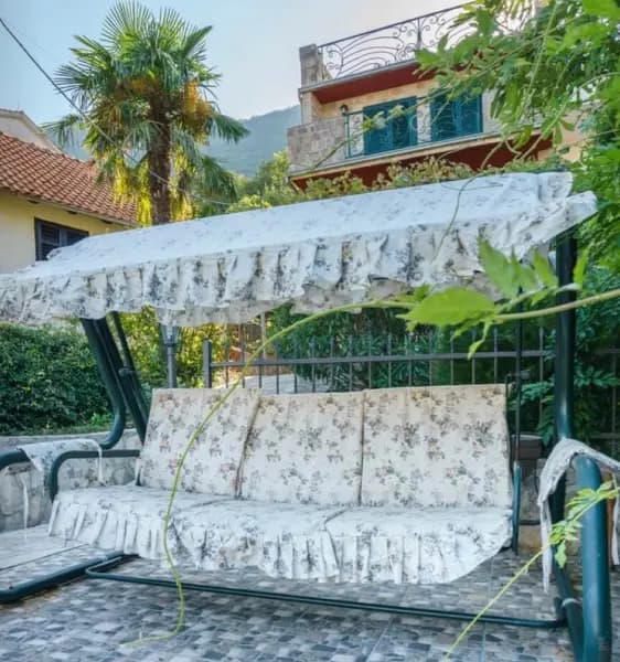 Vila u Stolivu br. 872