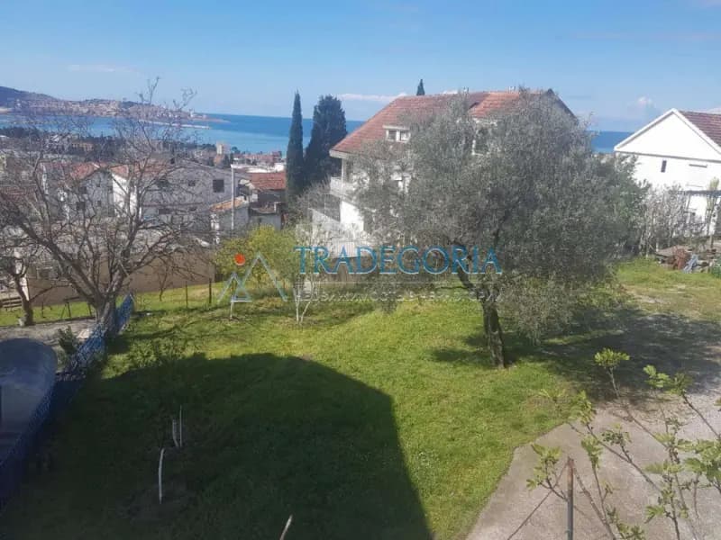 A plot of 456 m² in Šušanj.