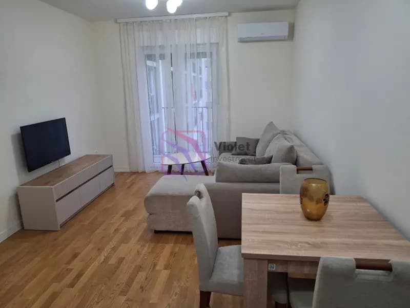 Vermietung, Einzimmerwohnung, 40m², Pobrežje, Podgorica
