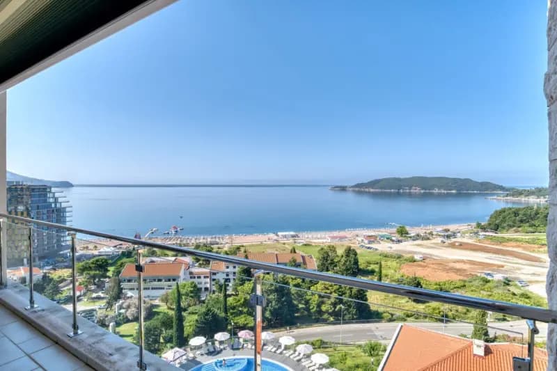 Bečići'de Penthouse no. 2135