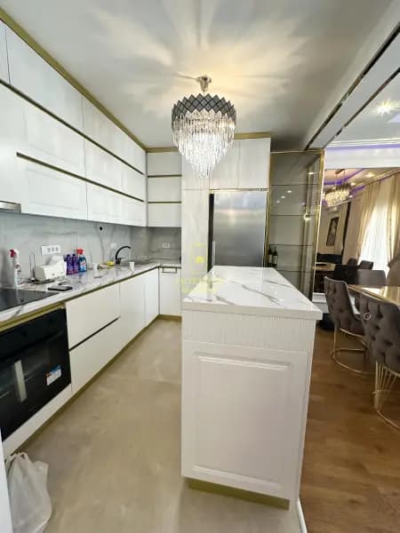 Dört odalı daire 130m2, Zabjelo(Riverbank)