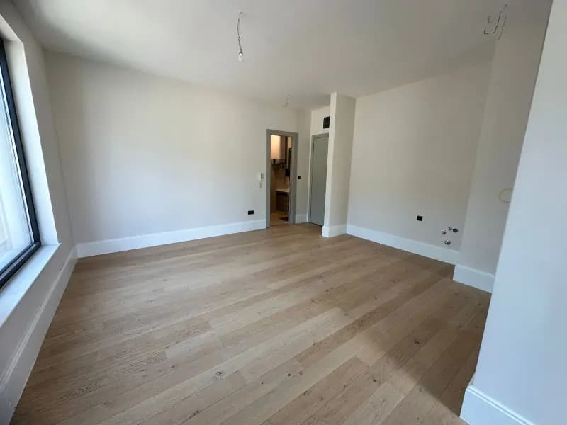 Продаж, однокімнатна квартира, 77м², Будва
