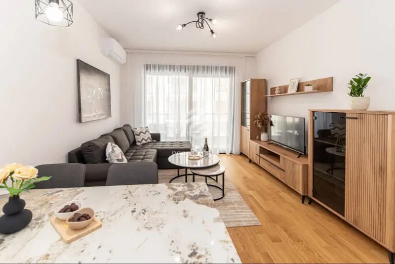 Jednosoban lux stan 45m2, Šušanj – Bar