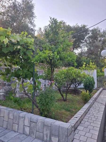 Prodaja kuće u Boki Kotorskoj - Prčanj