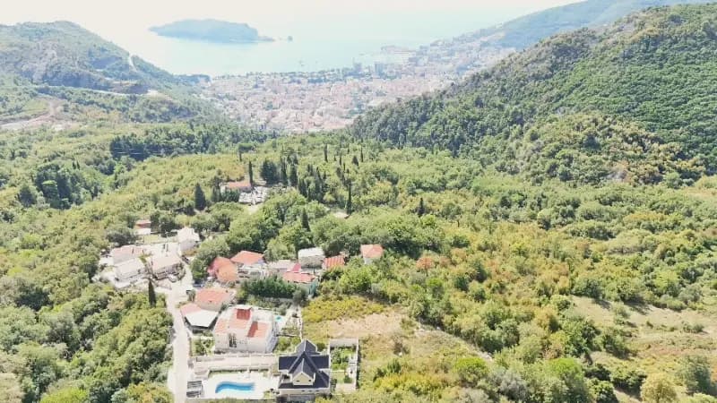 Sale, land, 1700m², Markovići, Podgorica