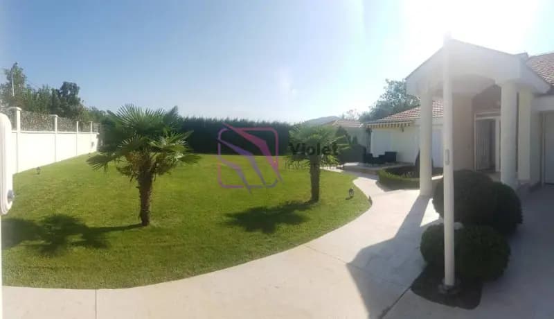 Izdavanje, vila, Donji Kokoti, Podgorica