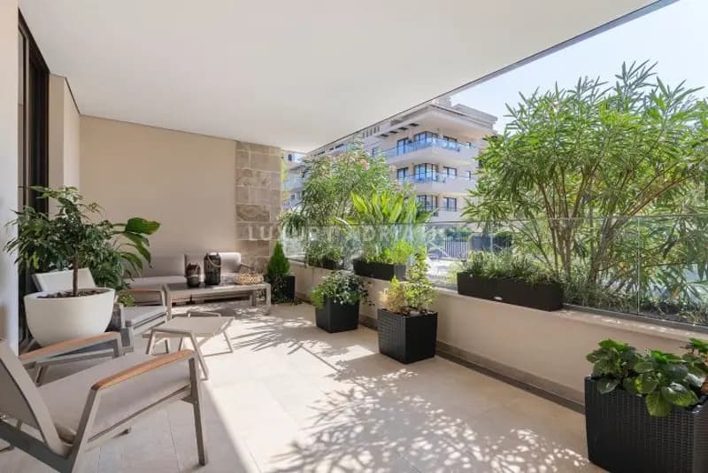 2-room apartment in the Elena Residence Porto Montenegro