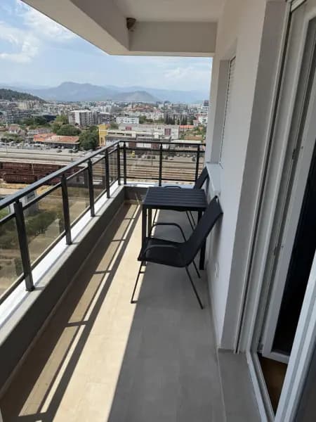Vermietung, Zweizimmerwohnung, 65m², Stari Aerodrom, Podgorica