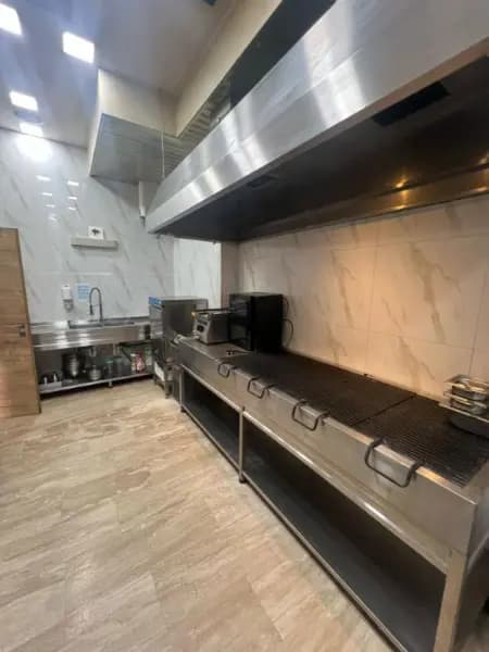 Prodaja, poslovni prostor, 90m², Rozino, Budva