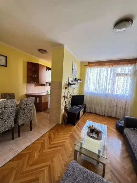 Vermietung, Einzimmerwohnung, 50m², Preko Morače, Podgorica